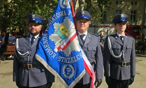 Zdjęcie kolorowe przedstawiające obchody Święta Flagi w Strzelcach Opolskich.
