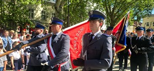 Zdjęcie kolorowe przedstawiające obchody Święta Flagi w Strzelcach Opolskich.