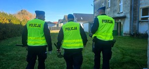 Zdjęcie przedstawia ćwiczenia sztabowe p. &quot;Ładunek 25&quot;