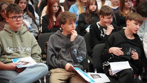 Zdjęcie przedstawia kulisy castingu programu "Przyszłość a Ty"