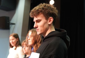 Zdjęcie przedstawia kulisy castingu programu "Przyszłość a Ty"