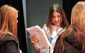 Zdjęcie przedstawia kulisy castingu programu "Przyszłość a Ty"