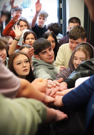 Zdjęcie przedstawia wielki finał programu Przyszłość a Ty