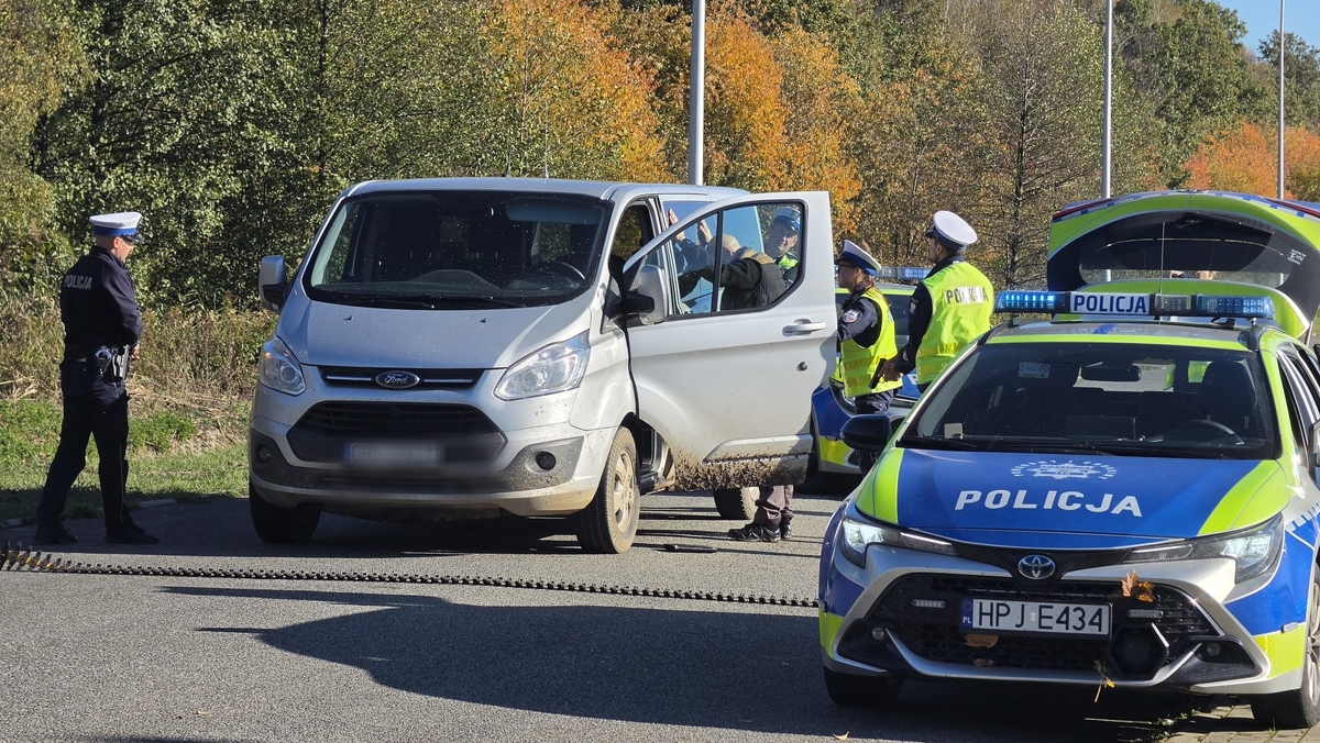 Ćwiczenia sztabowe policji w powiatach strzeleckim i kędzierzyńsko-kozielskim